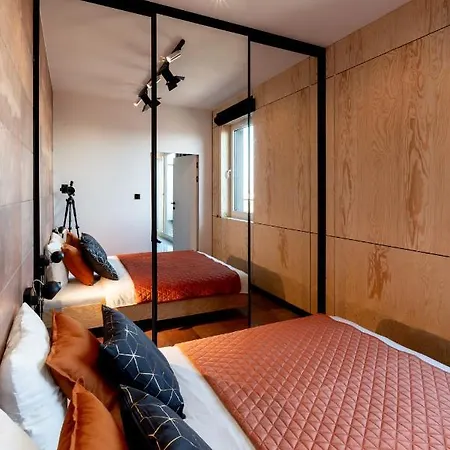 Chwaliszewo 62 - Bemyguest! In *